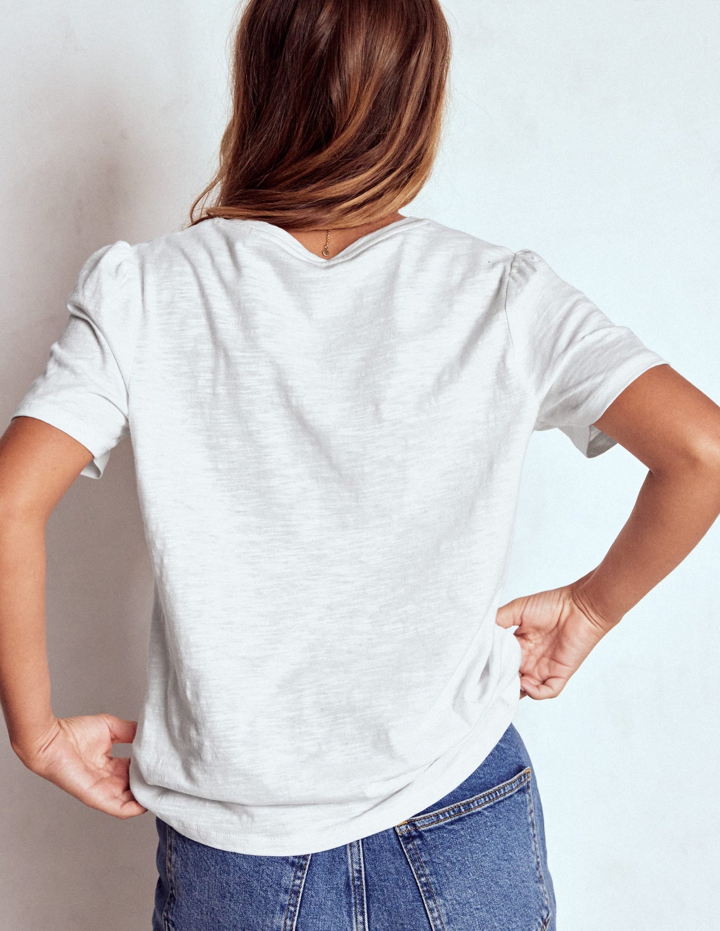 Sophie V-neck Slub T-shirt-White