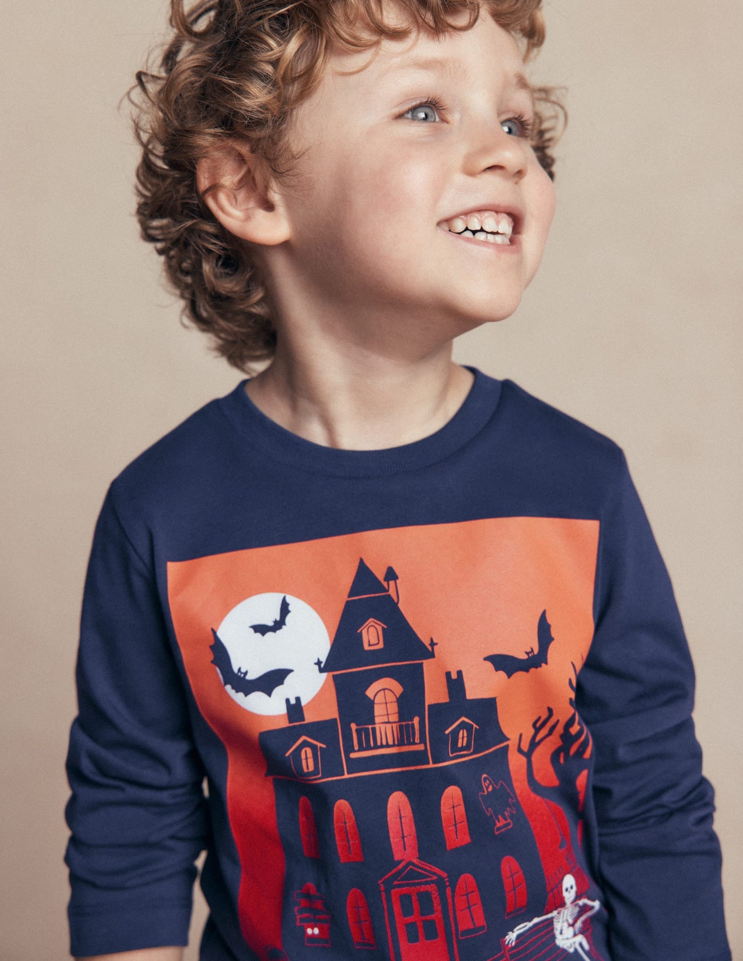 Long Sleeve Glow T-shirt-French Navy, Halloween Castle