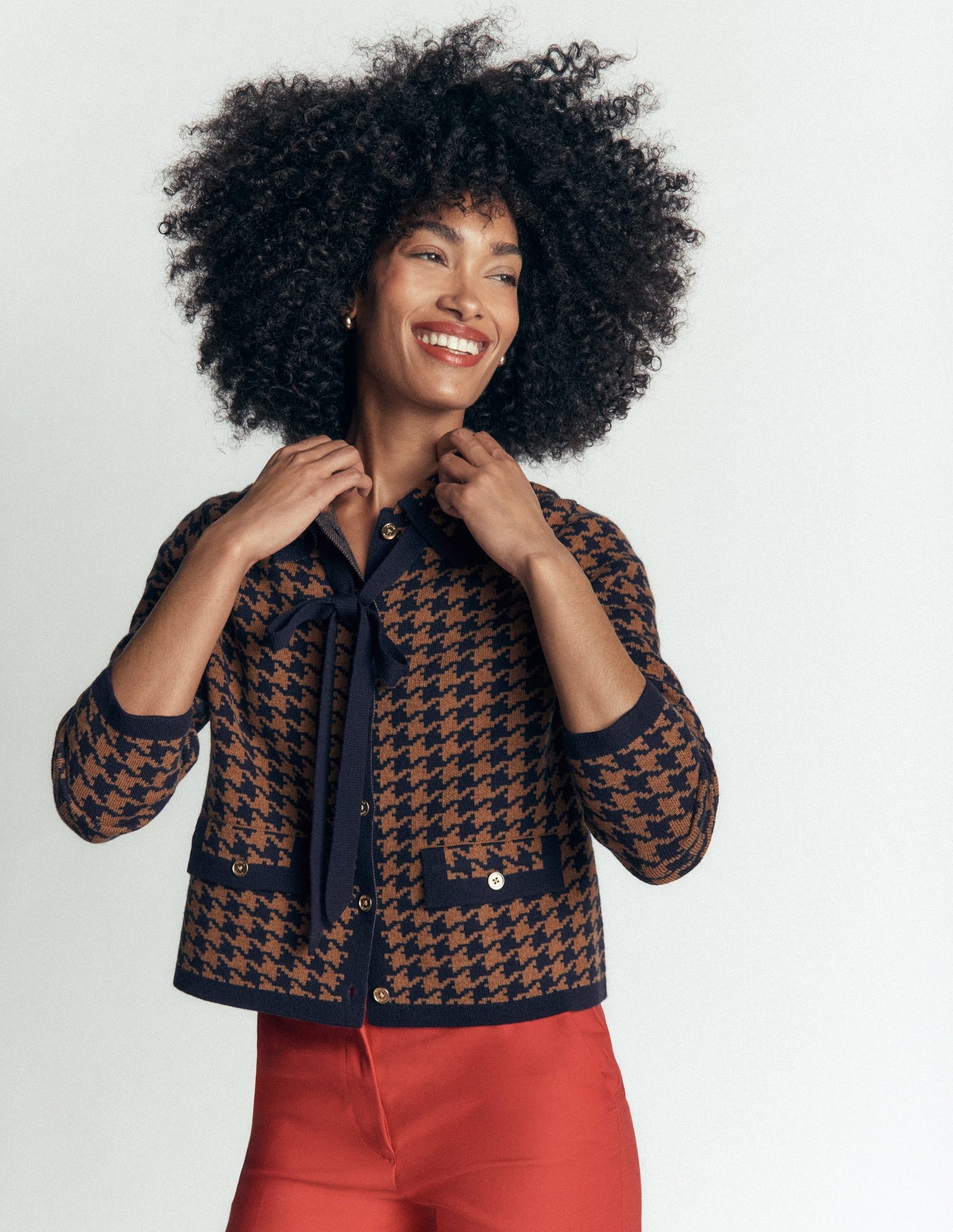 Elizabeth Bow Knitted Jacket-Camel, Dogstooth