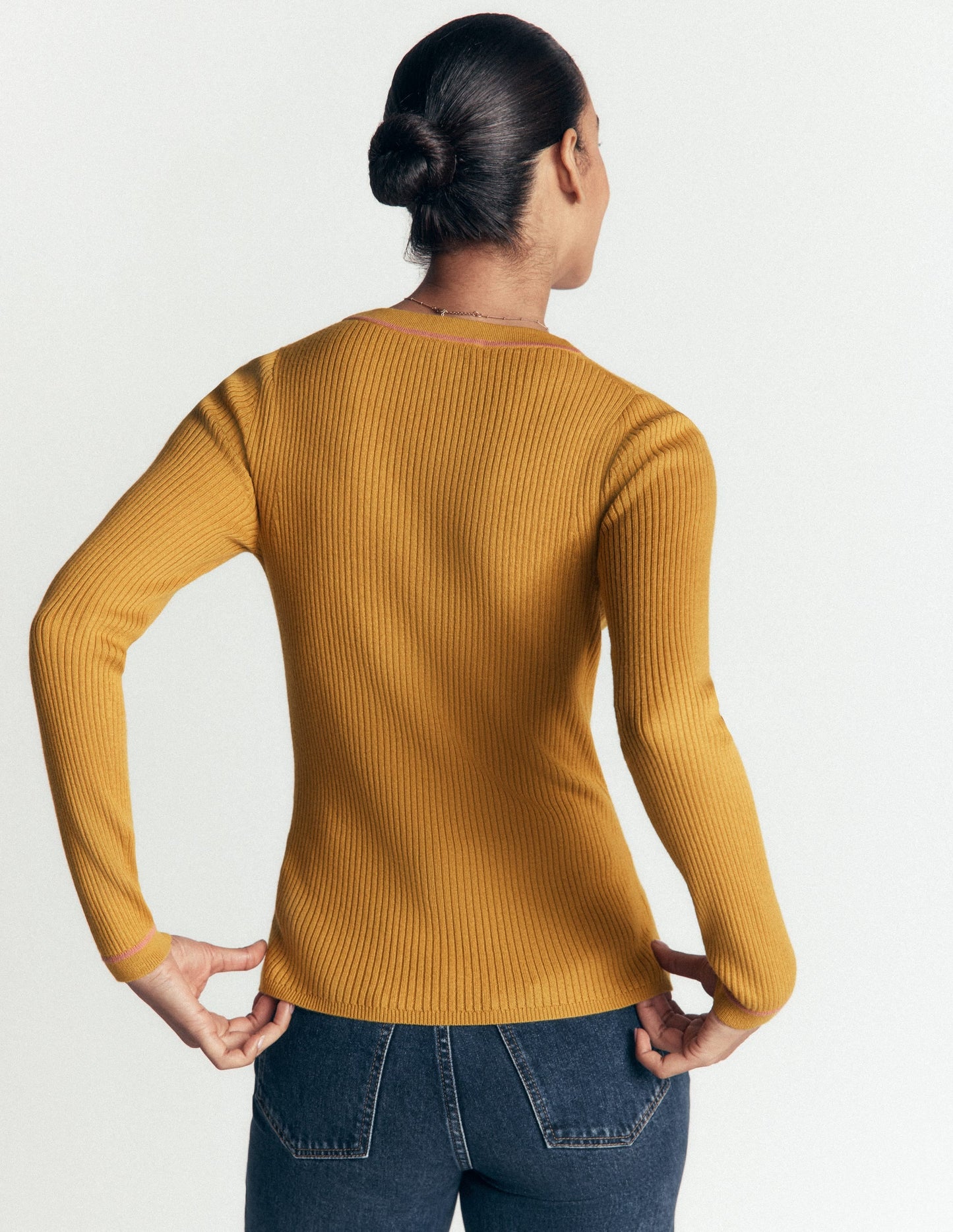 Paula Ribbed V Neck Jumper-Gold Wheat