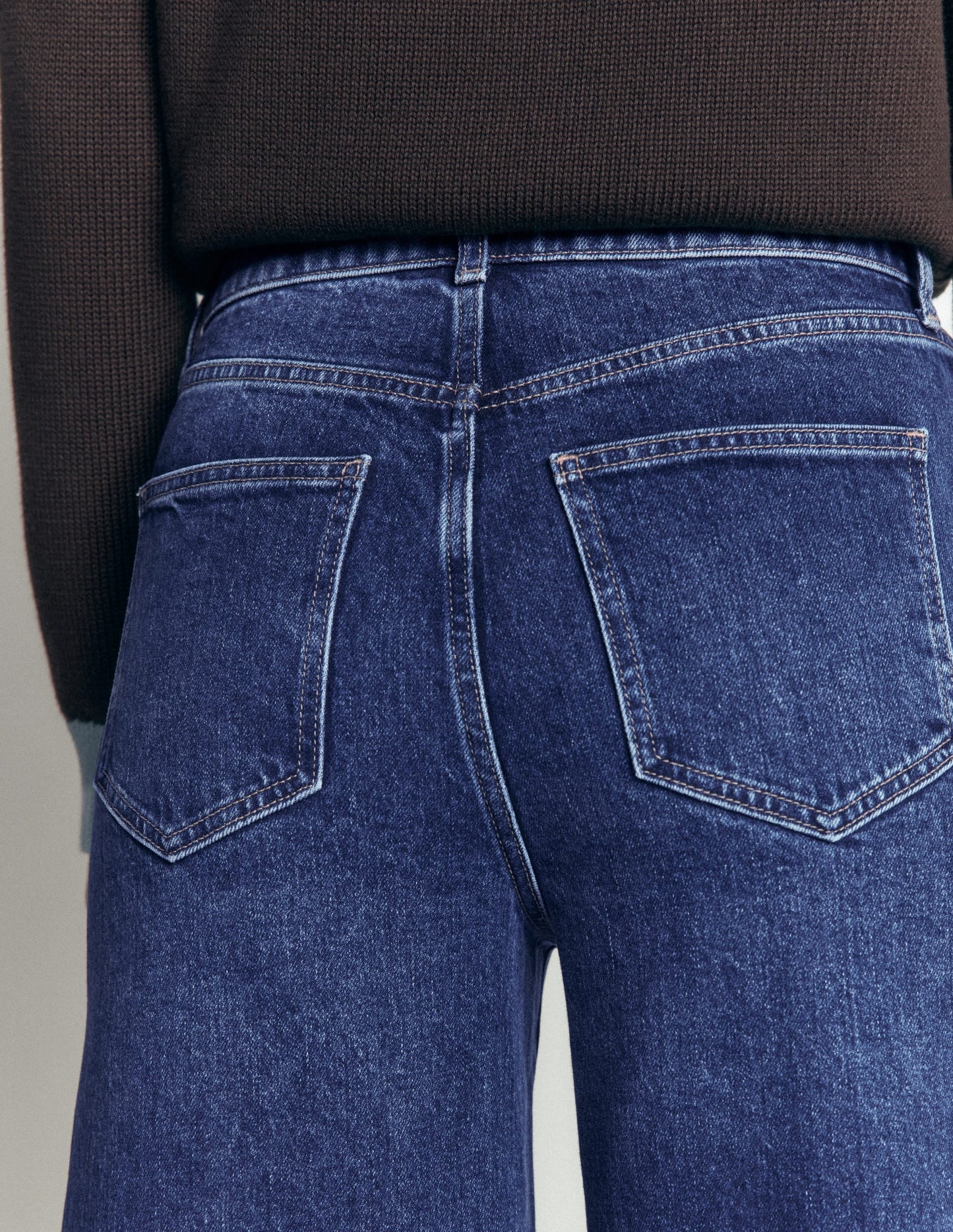 High Rise Wide Leg Jeans-Mid Vintage