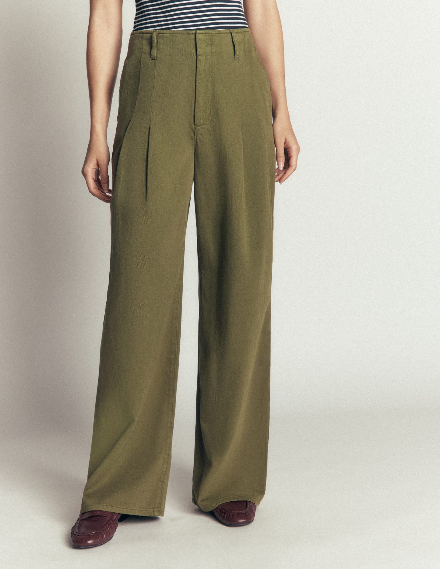 Mayfair Pleat Detail Trousers-Woodland Green