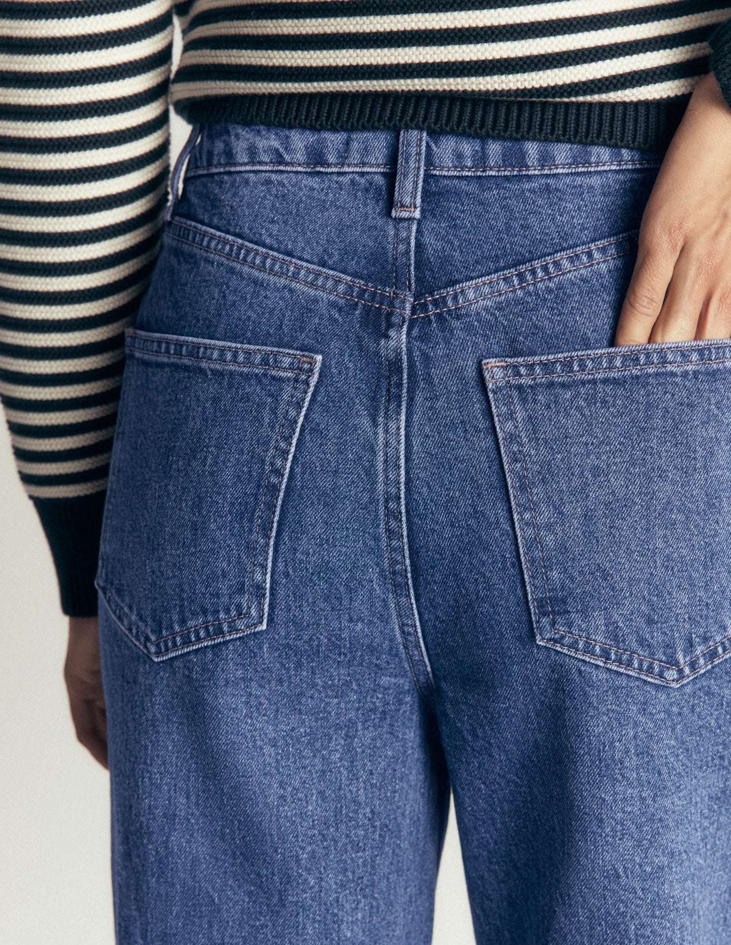 High Rise Straight Jeans-Mid Vintage