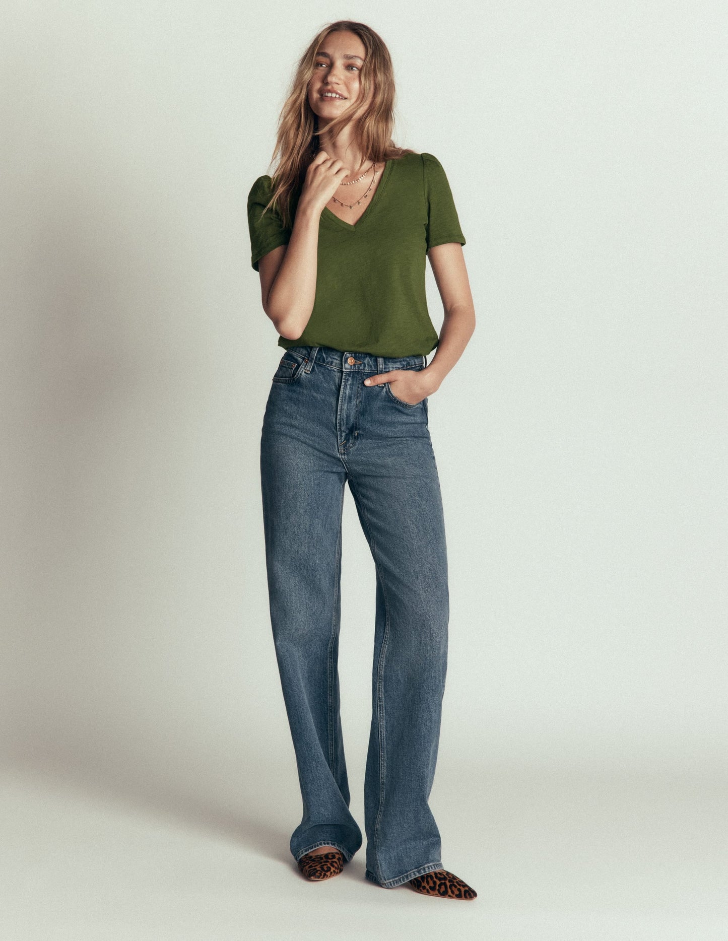 Sophie V-neck Slub T-shirt-Brunswick Green