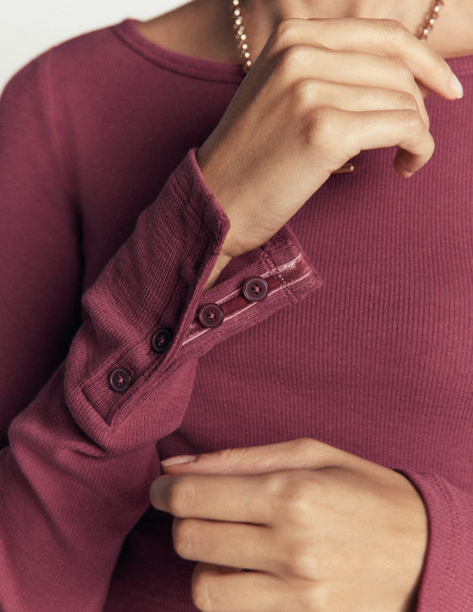 Button Cuff Ribbed Boatneck-Maroon