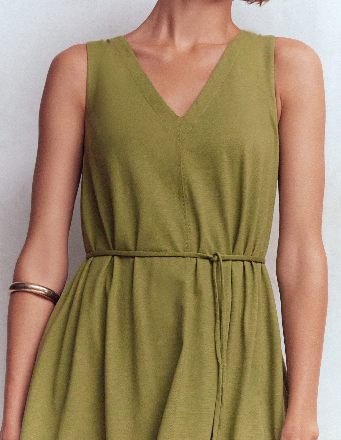Mia V-neck Jersey Midi Dress-Olive