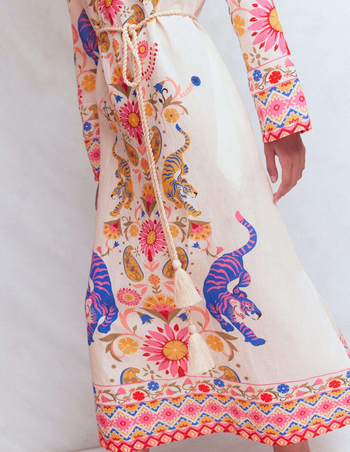 Notch Collar Linen Blend Tunic-Multi Tiger Tapestry