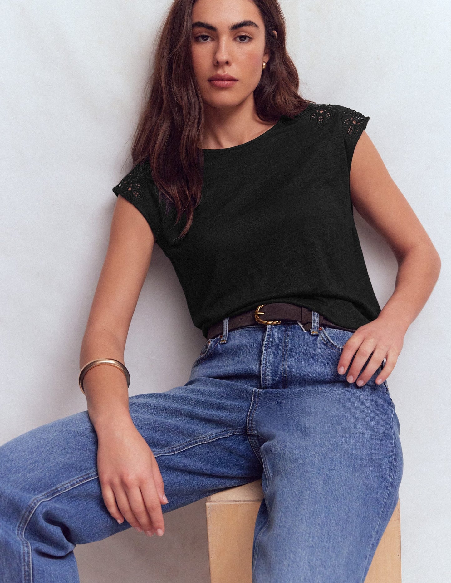 Tara Cutwork Linen Tee-Black