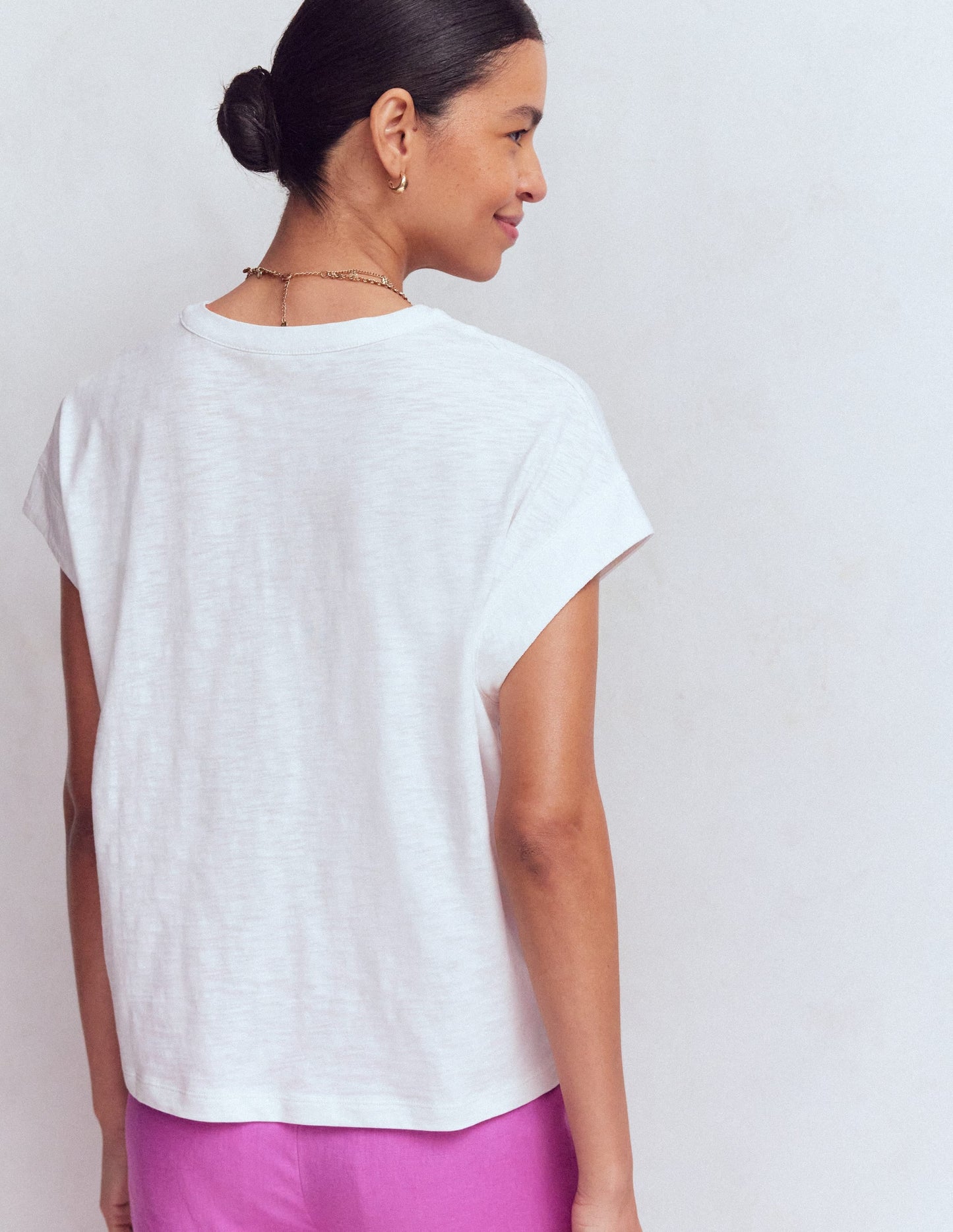 Nina Embroidered Notch T-shirt-White - Multi Embroidery