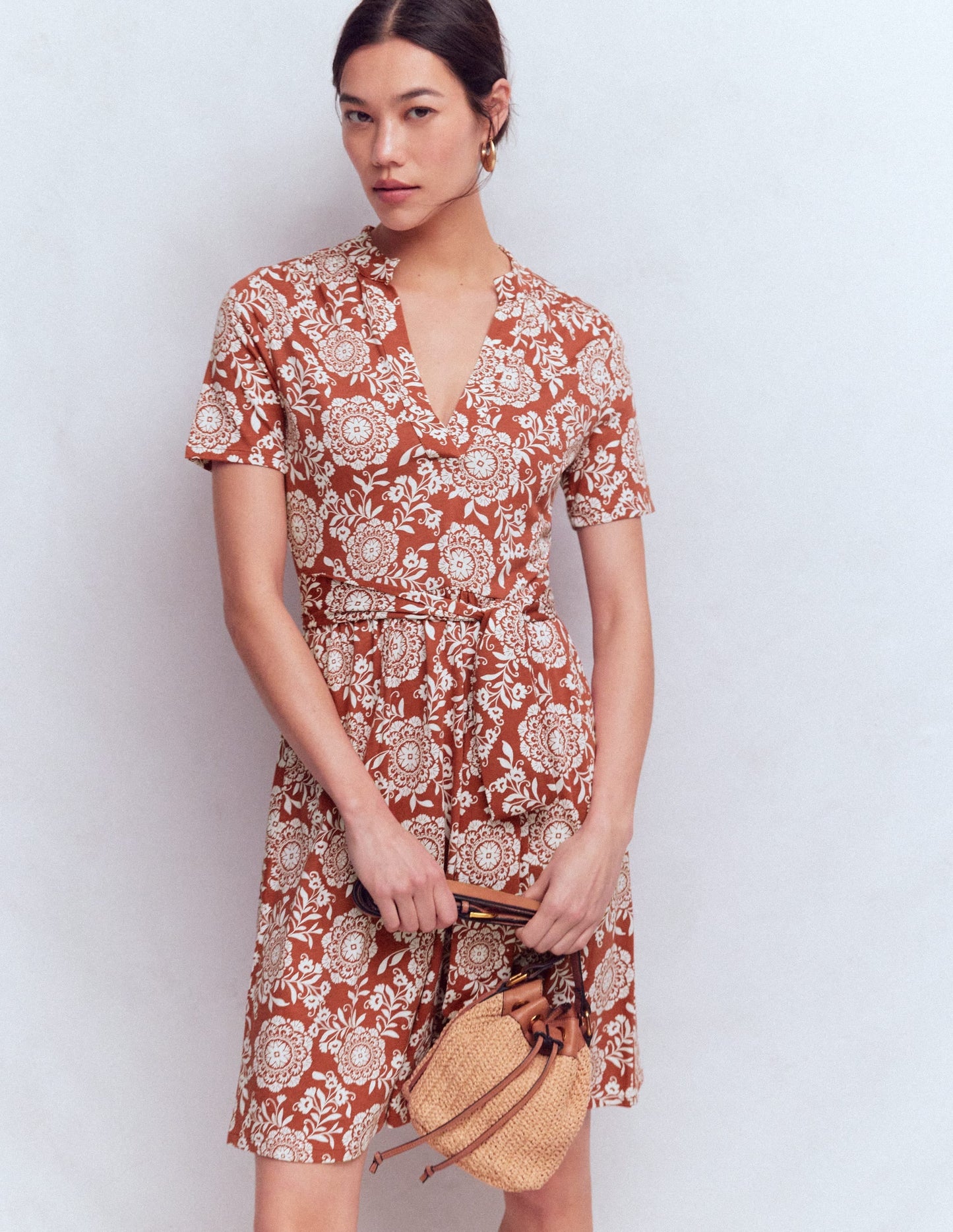 Daisy Flippy Jersey Dress-Brown, Decorative Blossom