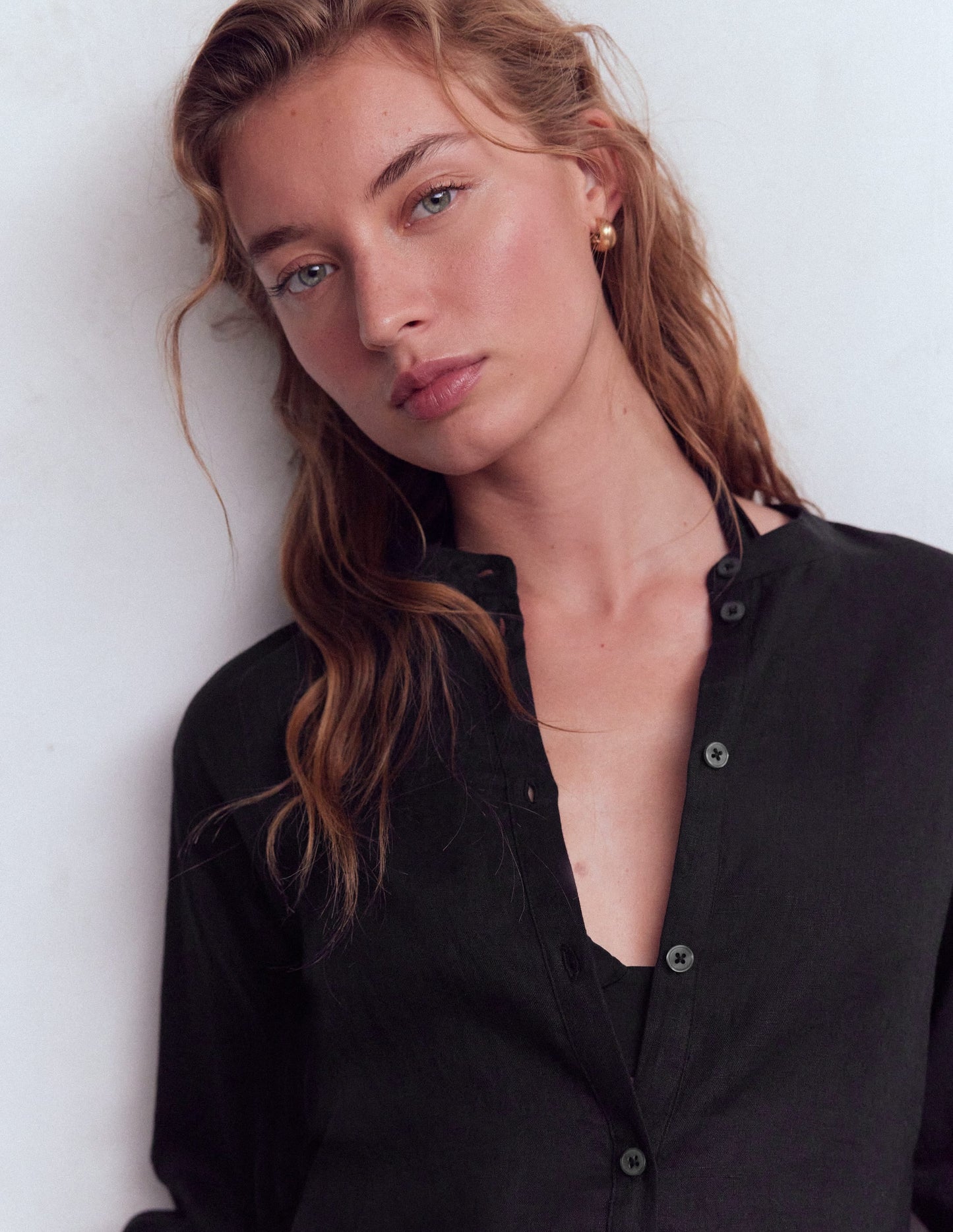 Longline Linen Shirt-Black