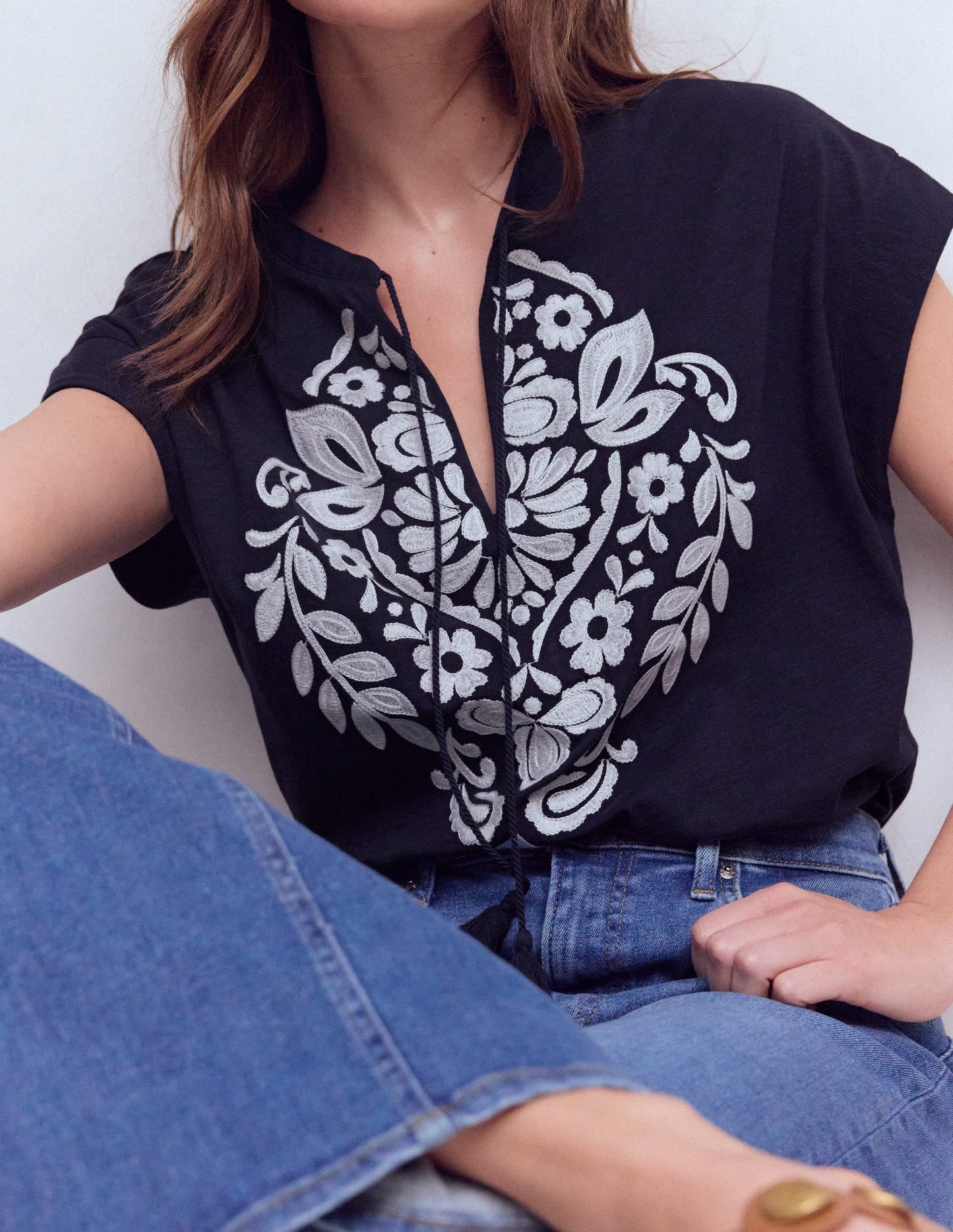 Nina Embroidered Notch T-shirt-Navy Embroidery