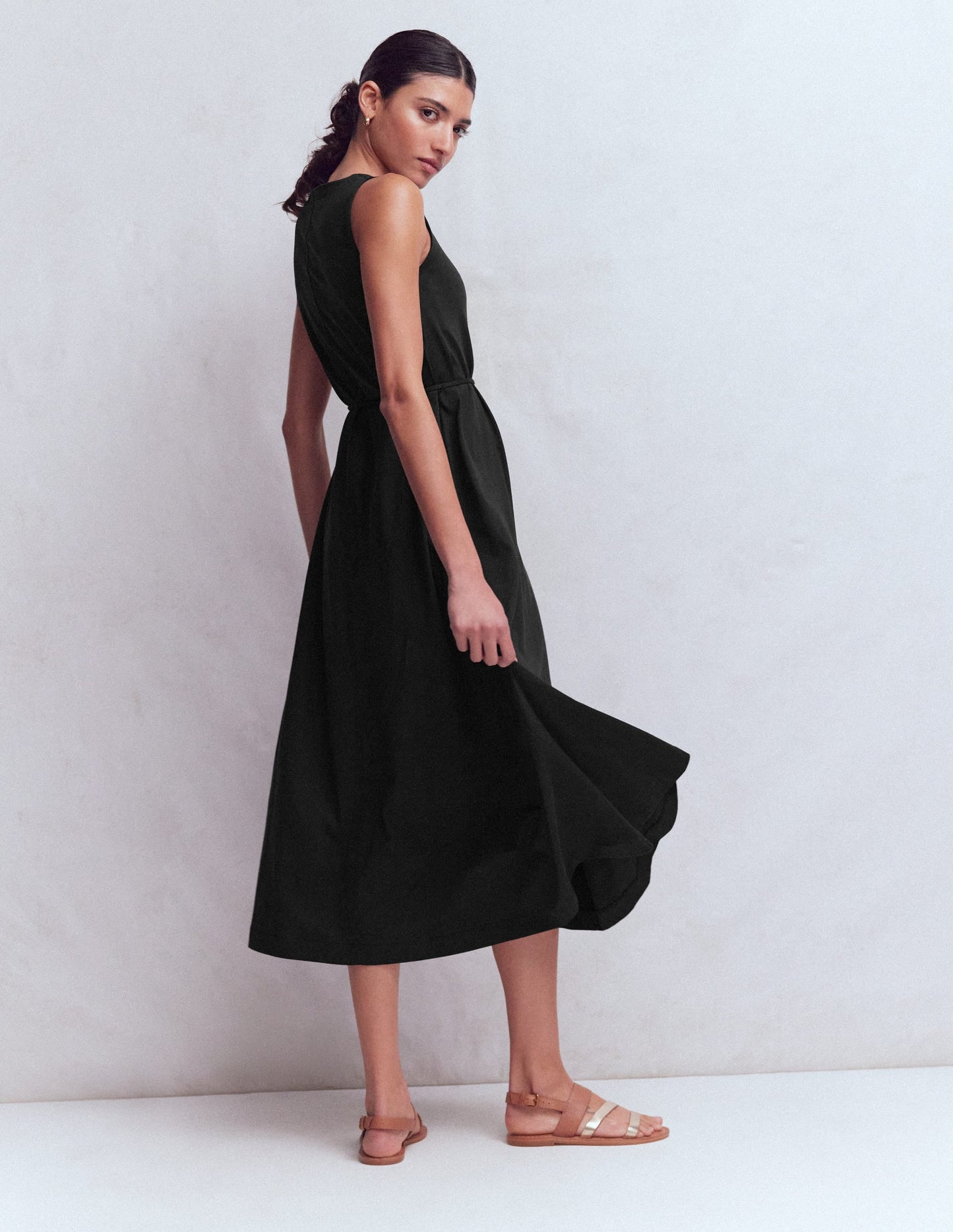 Mia V-neck Jersey Midi Dress-Black