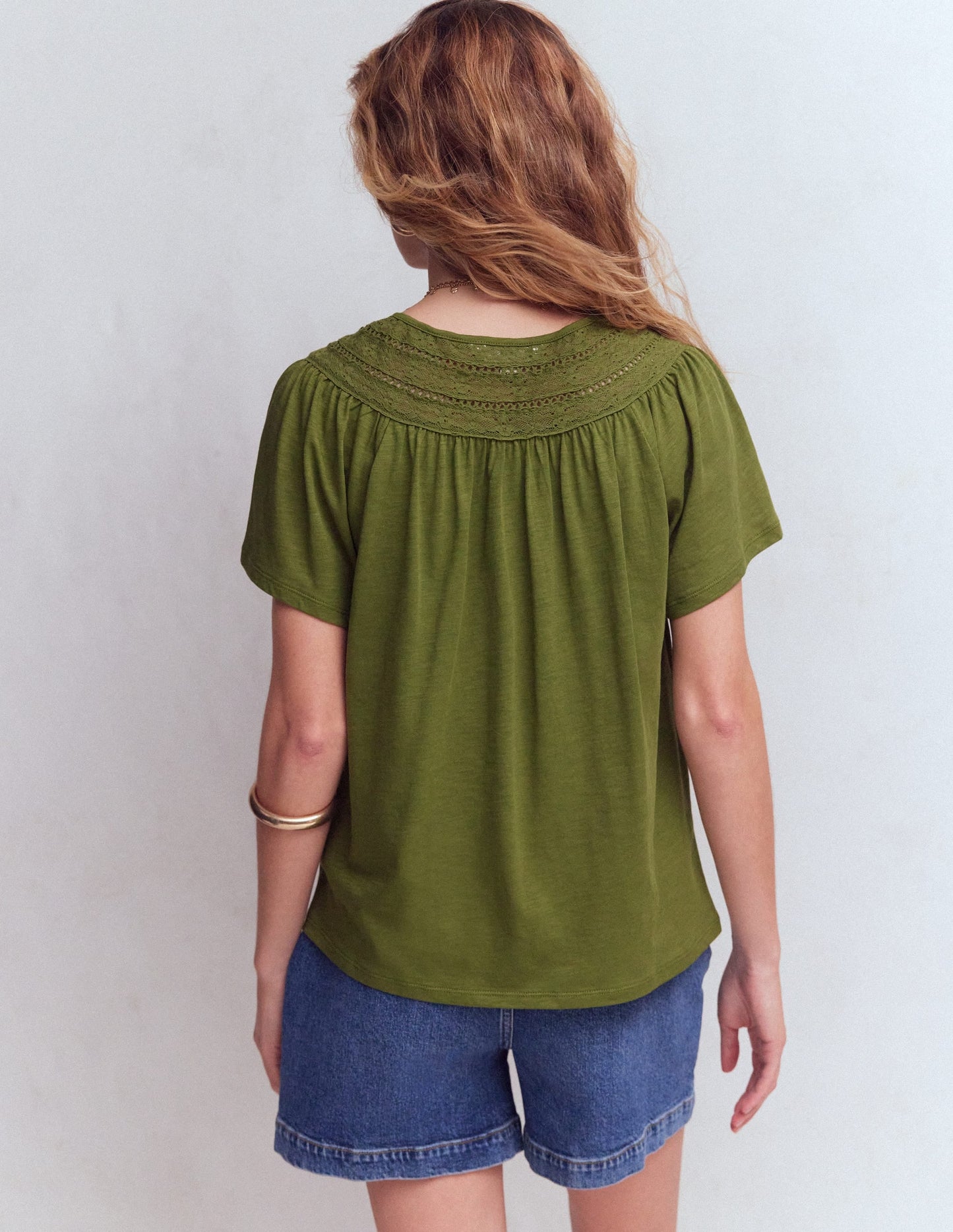 Edi Trim Detail T-shirt-Olive