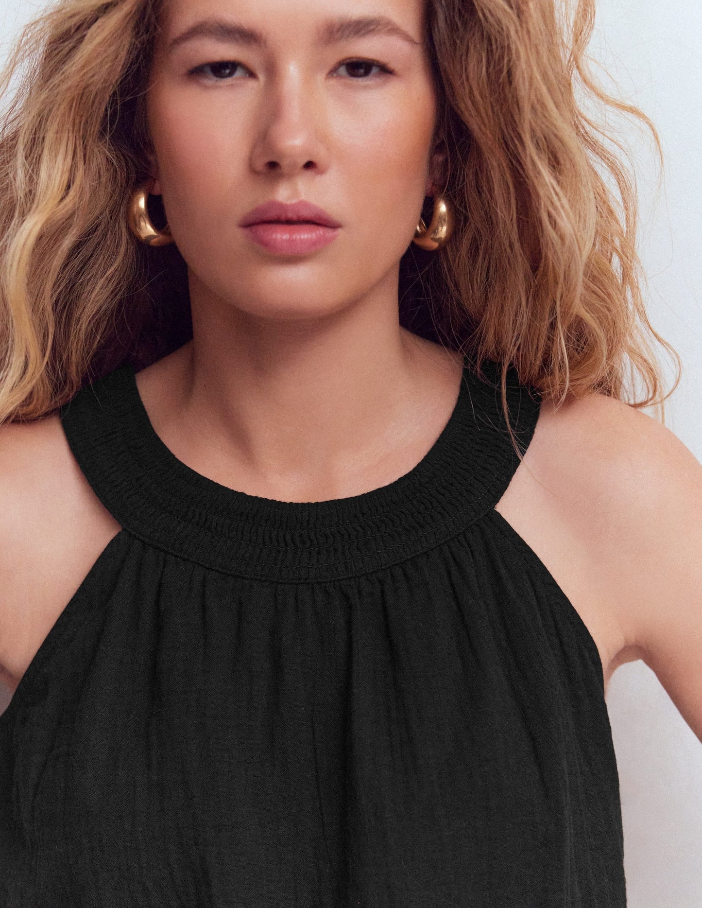 Halter-neck Double Cloth Top-Black