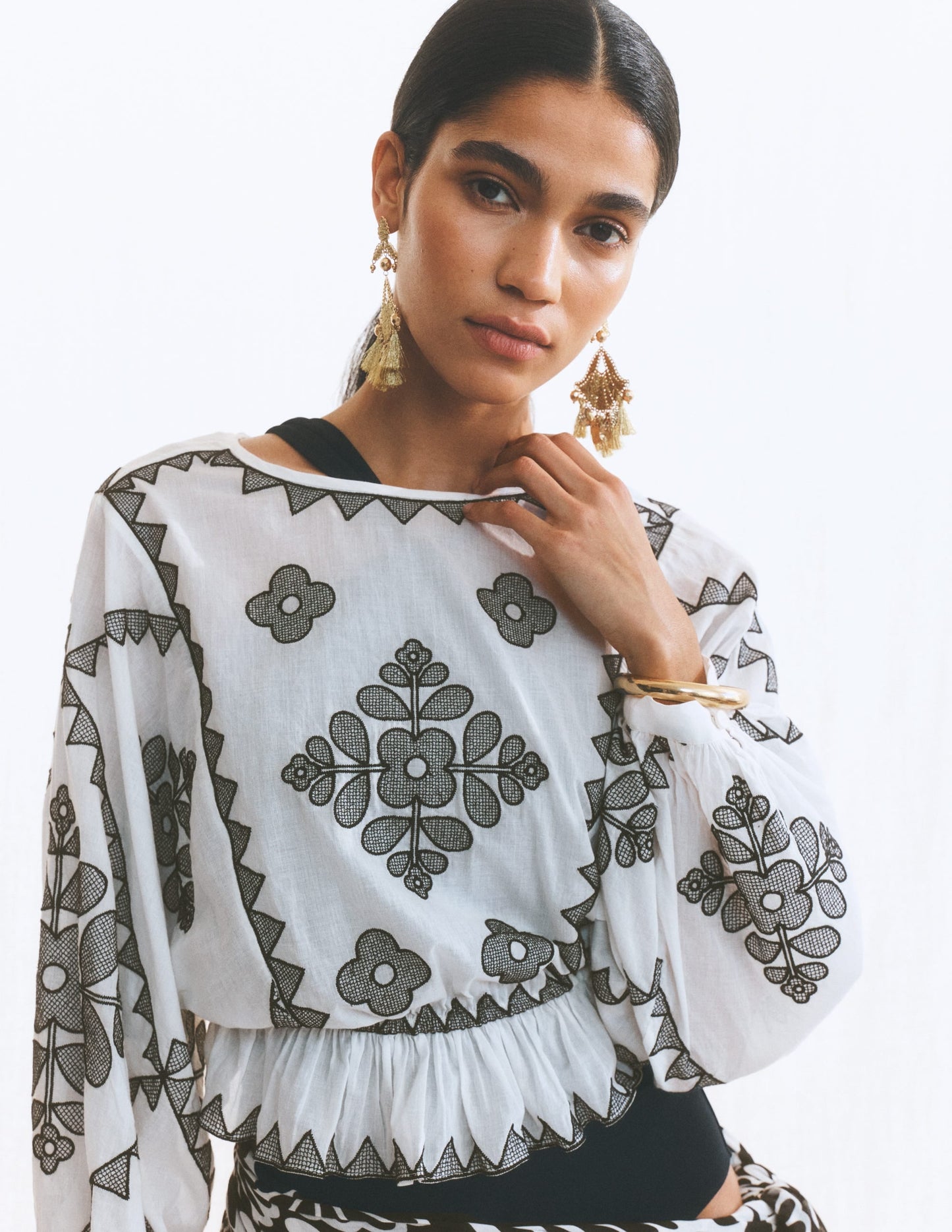 Embroidered Holiday Top-Ivory