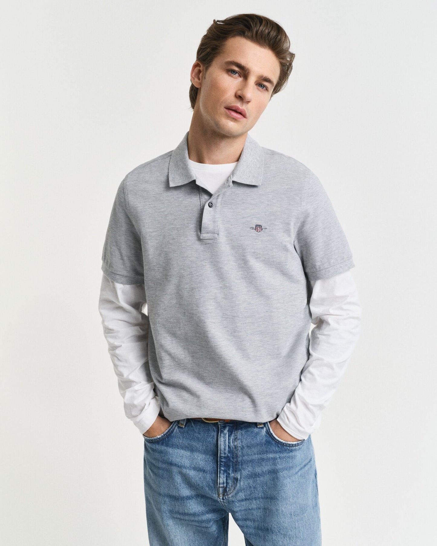 Regular Fit Polohemd aus Piqué mit Wappen