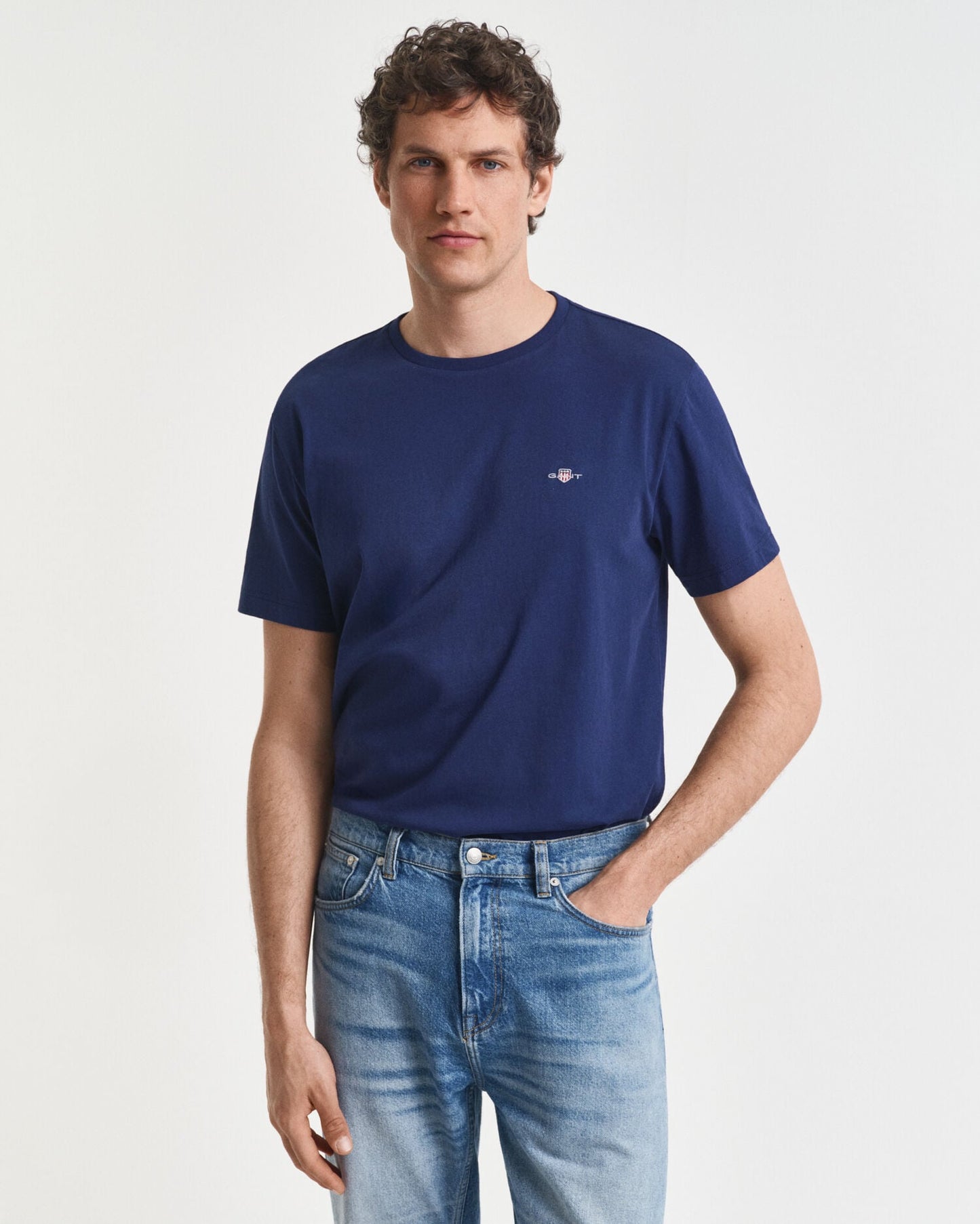 T-shirt Regular Coupe Droite avec Écusson