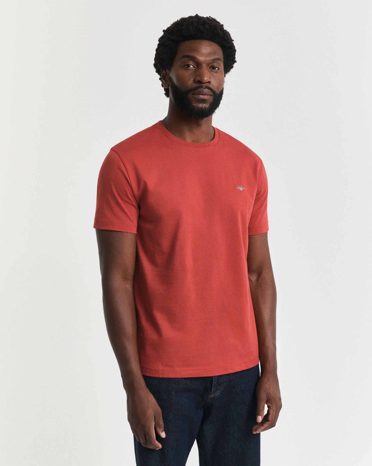 T-shirt Regular Coupe Droite avec Écusson